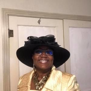 Meet your Posher, Eva